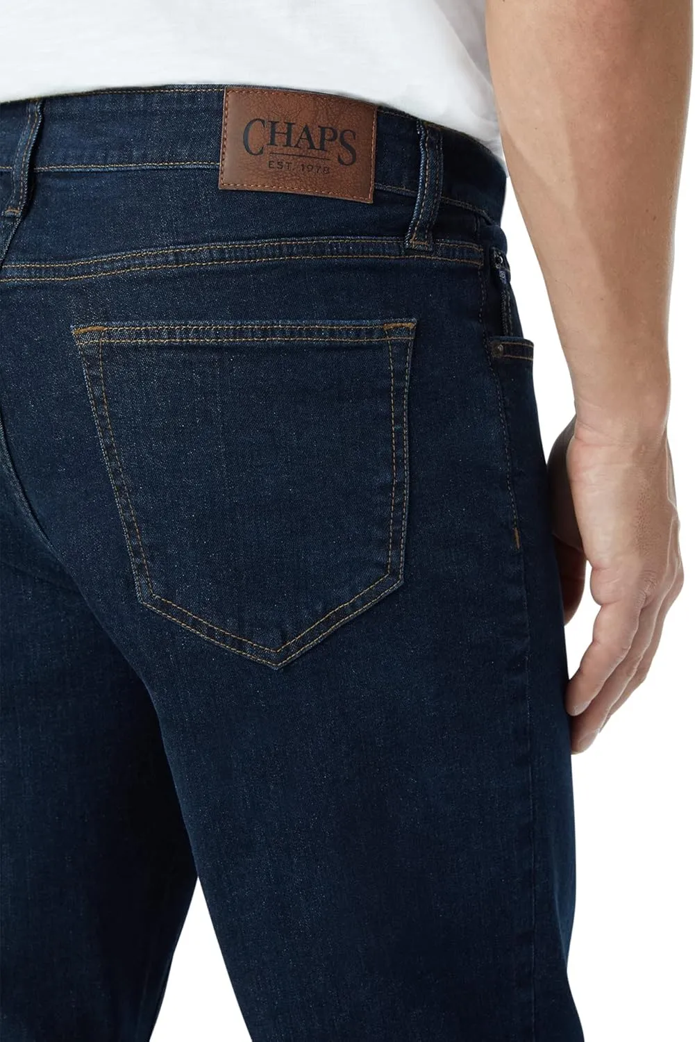 Chaps Men's Jeans - Straight Leg Comfort Stretch Denim Jeans - Regular Slim Fit Jeans for Men