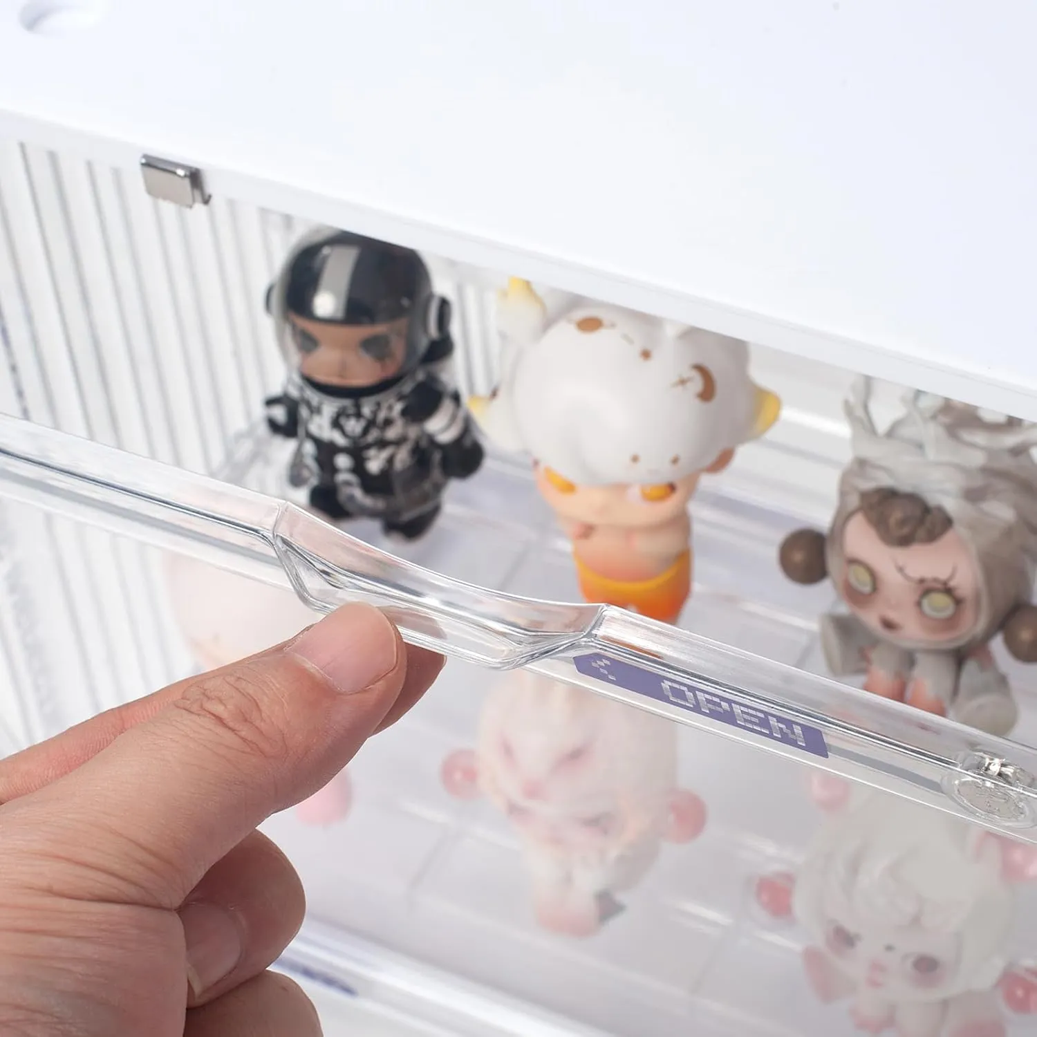 Clear Display Case for Figures, 3 Tier Adjustable Display Stand, Acrylic Display Box with Magnetic Door, Dustproof Showcase for Collectibles Mini Funko Pop Popmart Action Figures (Clear-1 Pack)