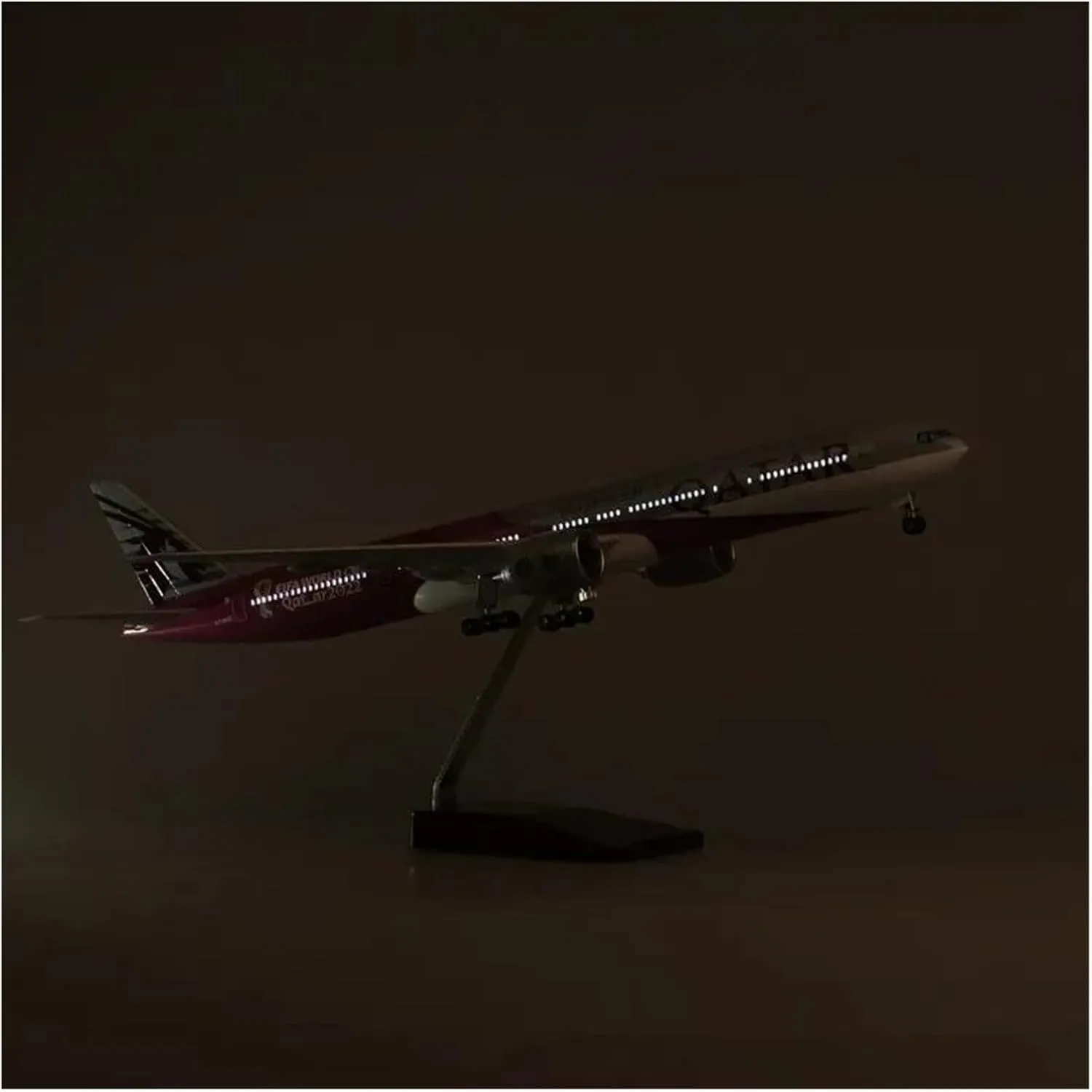 Diecast Plane Model 1：157 Scale for 777 Diecast Resin Plane Model with Light and Wheel Decorative Souvenirs (with Light)