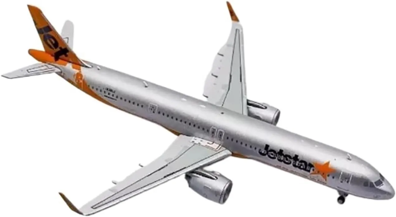 Diecast Plane Model 1:400 Scale for A321neo JA26LRAlloy Aircraft Model Desktop Decorative Collections