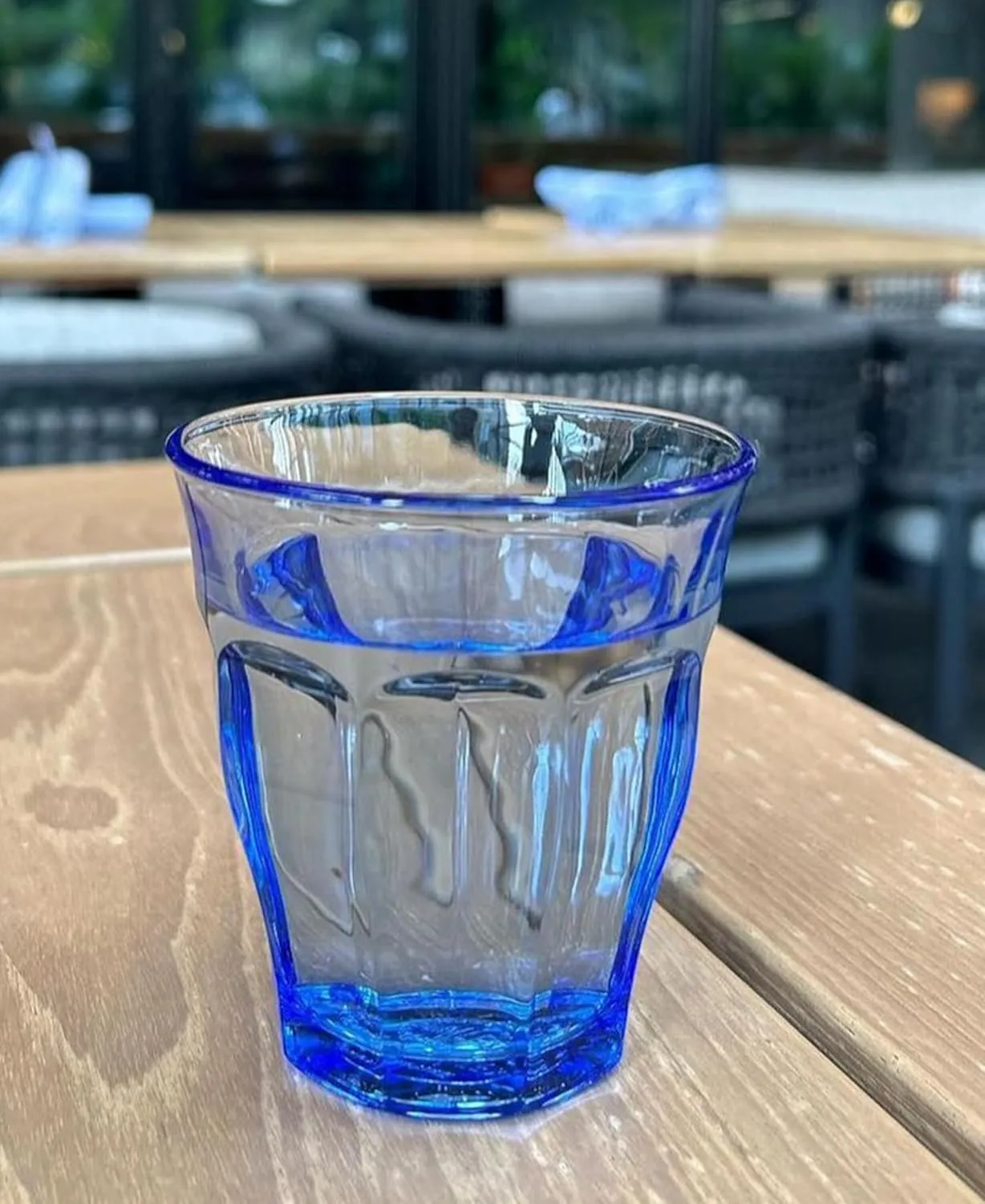 Duralex Made in France Picardie Glass Tumbler Drinking Glasses Set of 6, 12-1/8 oz, Marine Blue