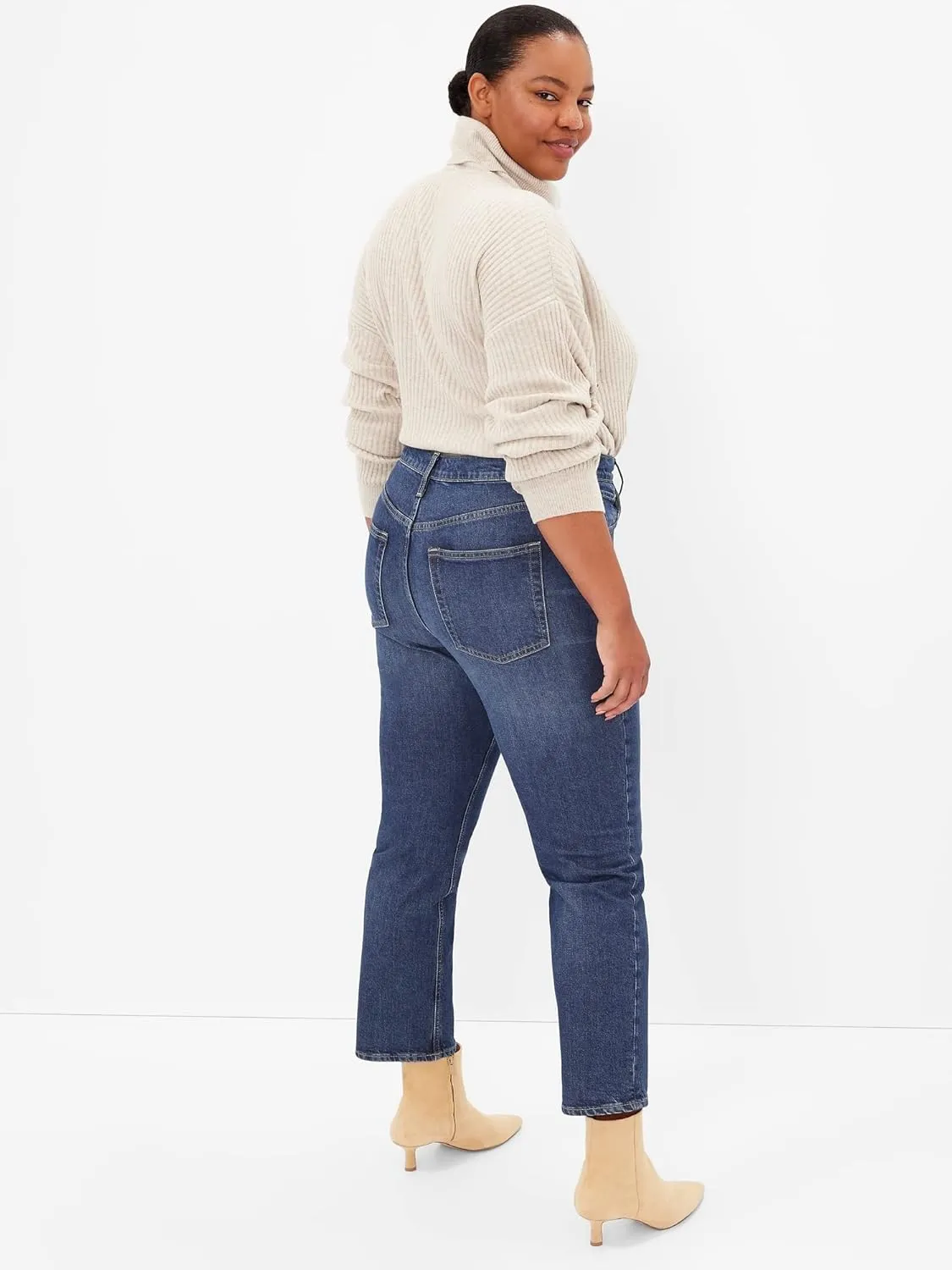 GAP Women's High Rise Straight Fit Denim Jeans