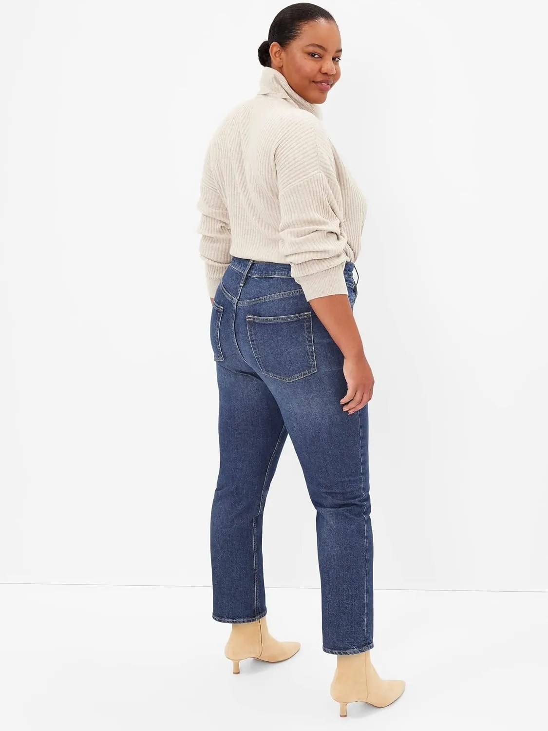 GAP Women's High Rise Straight Fit Denim Jeans