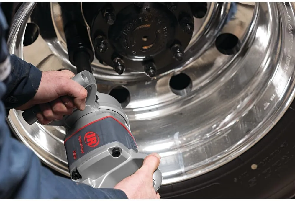Ingersoll Rand 2850MAX-6 1-Inch 5,500 rpm Impact Wrench with 6-Inch Anvil Extension