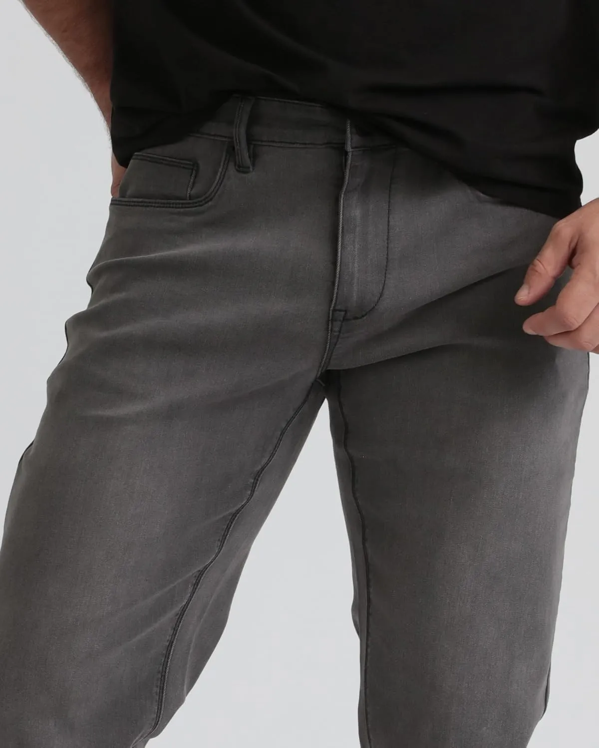 Kenneth Cole REACTION Athletic Fit Jeans for Men - Soft and Flexible Stretch Jeans - Men's Jeans Roomier Fit