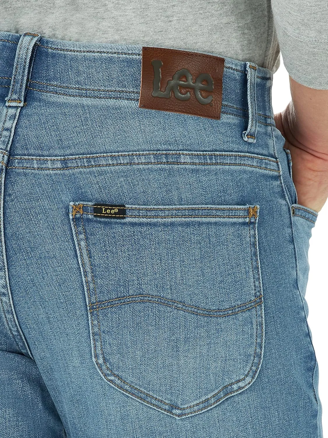 Lee Men's Extreme Motion Straight Taper Jean
