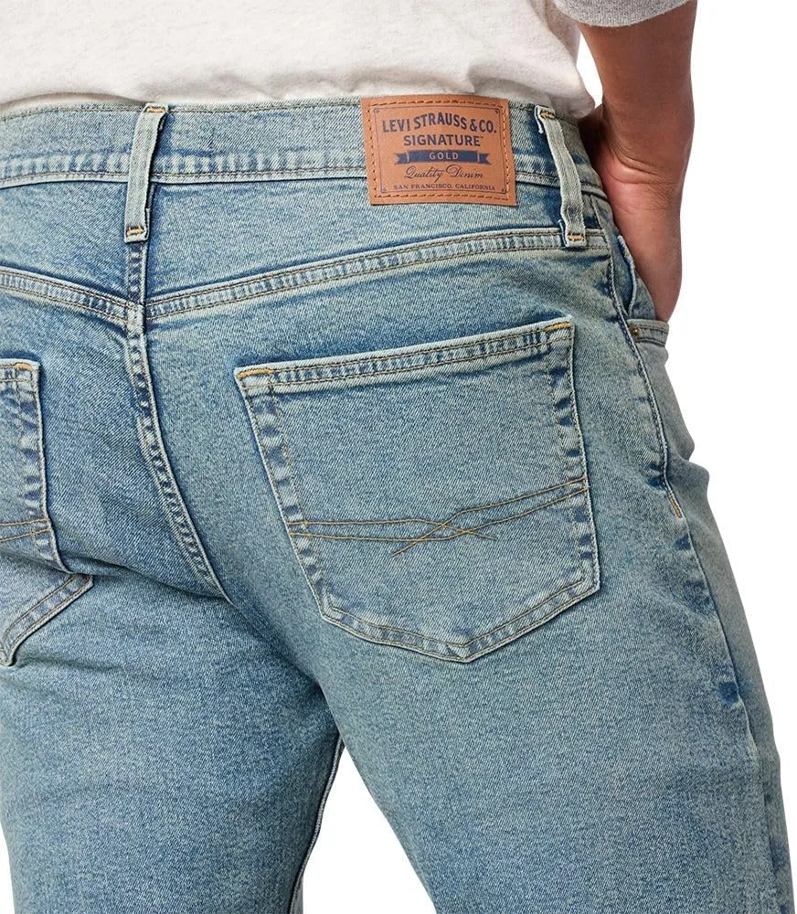 Levi Strauss Signature Gold Men's Slim Straight Jeans (Available in Big & Tall)