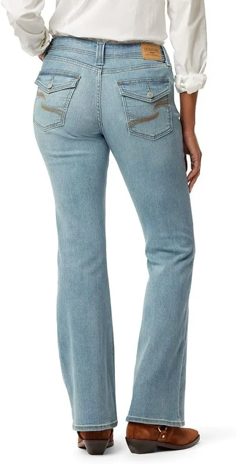 Levi Strauss Signature Gold Women's True Boot Jean (Standard and Plus)