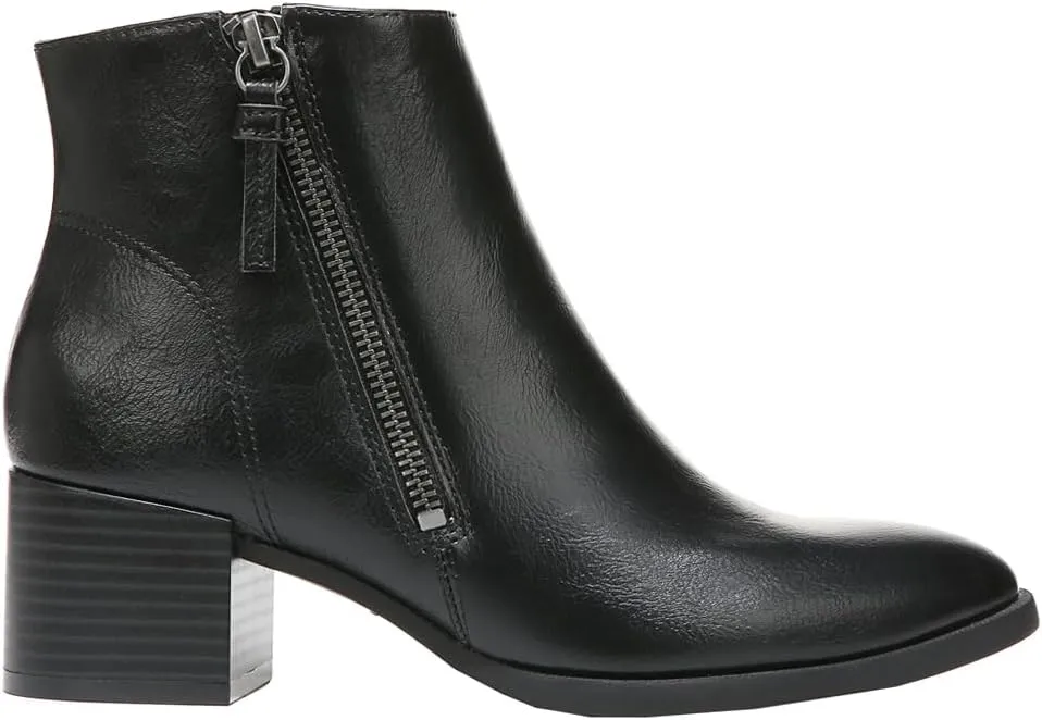 Lifestride Women's Dynasty Ankle Bootie