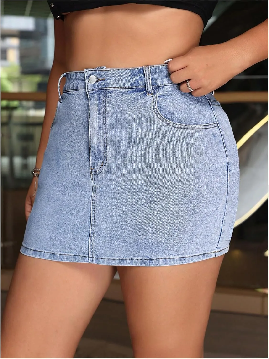 MakeMeChic Women's Plus Size Denim Skirt Mini High Waisted Zipper Bodycon Jean Skirt