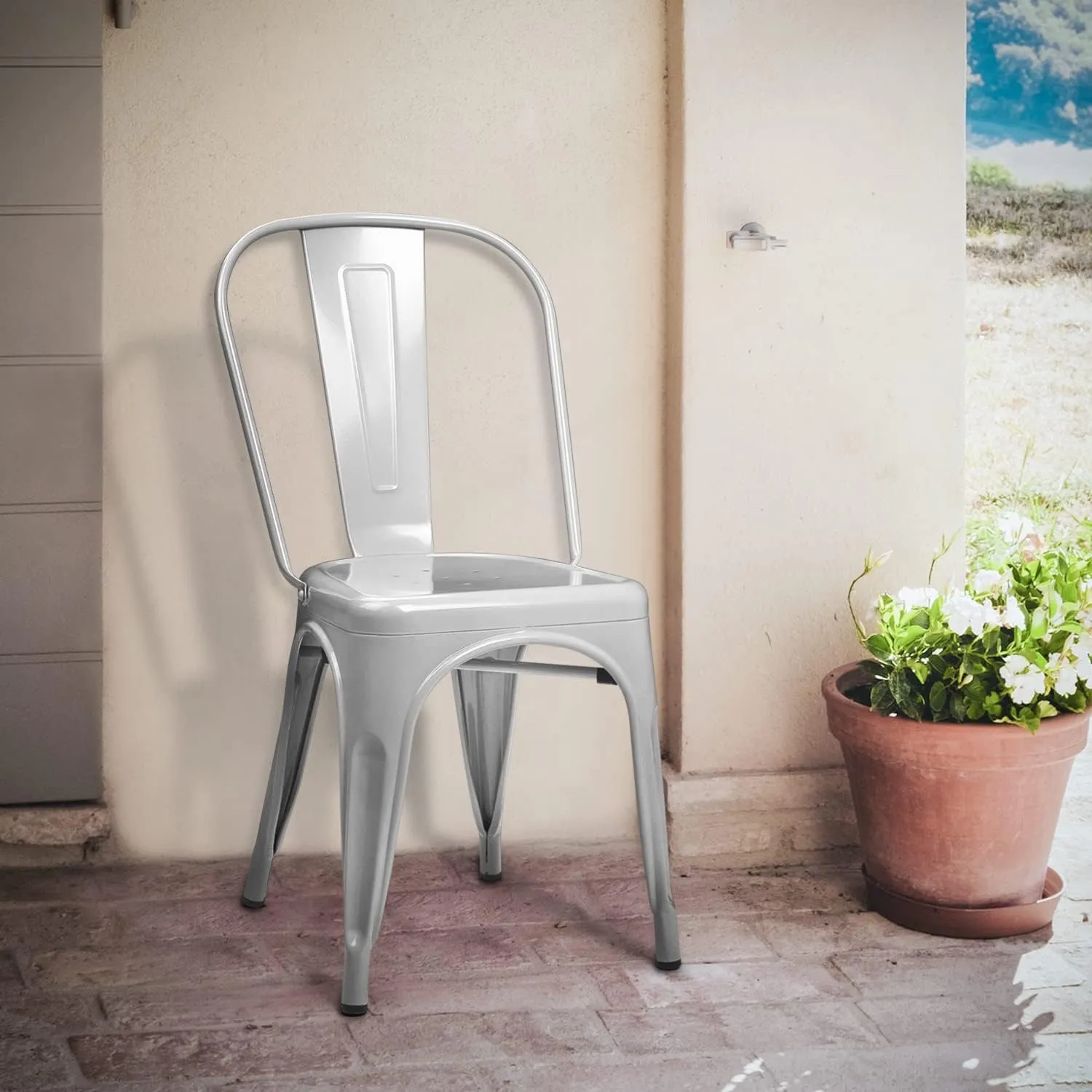 MoNiBloom Metal Dining Chair, Set of 4 Chic Indoor-Outdoor Stackable Commercial Chairs for Kitchen Café Restaurant Patio, Gray