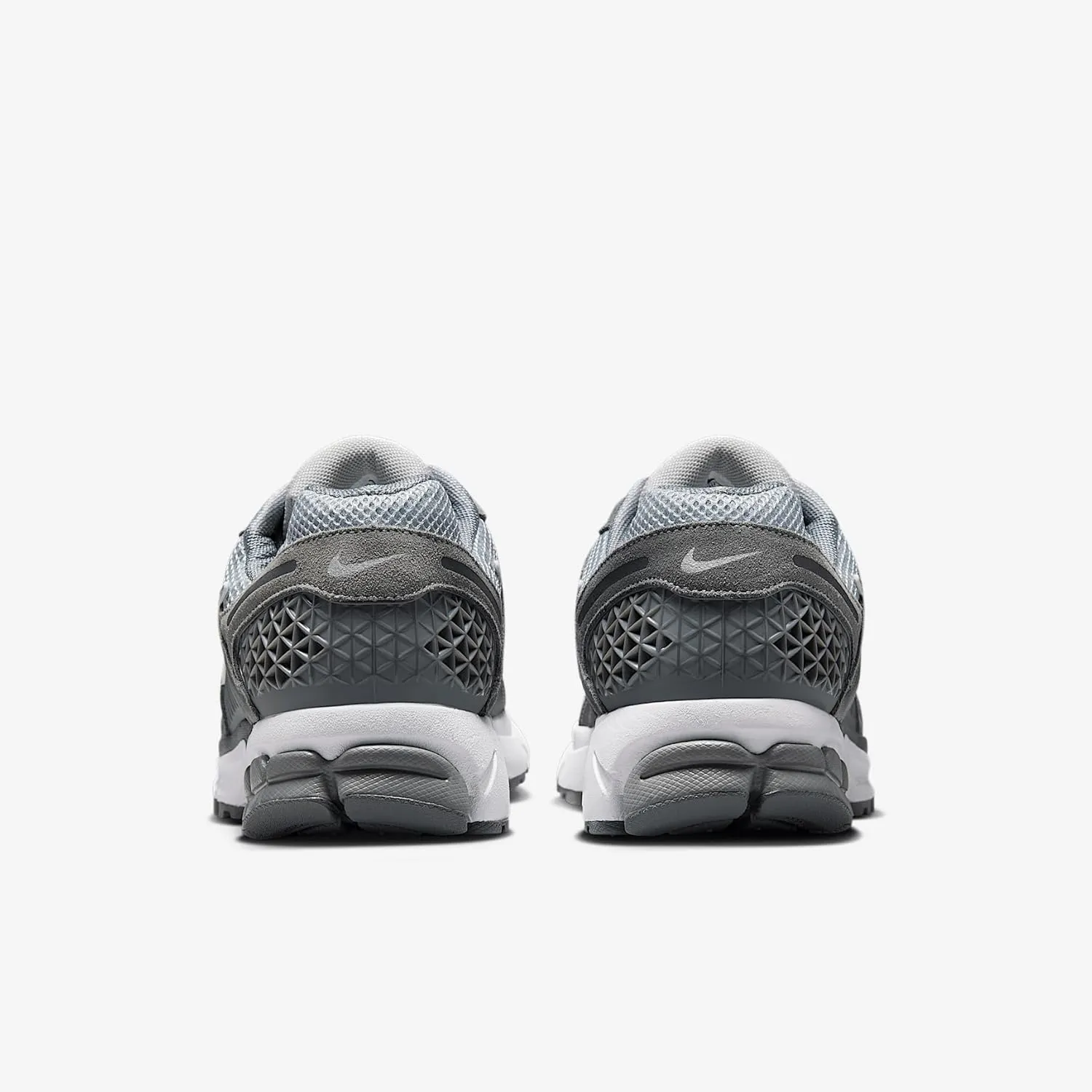 Nike Zoom Vomero 5 Men's Shoes