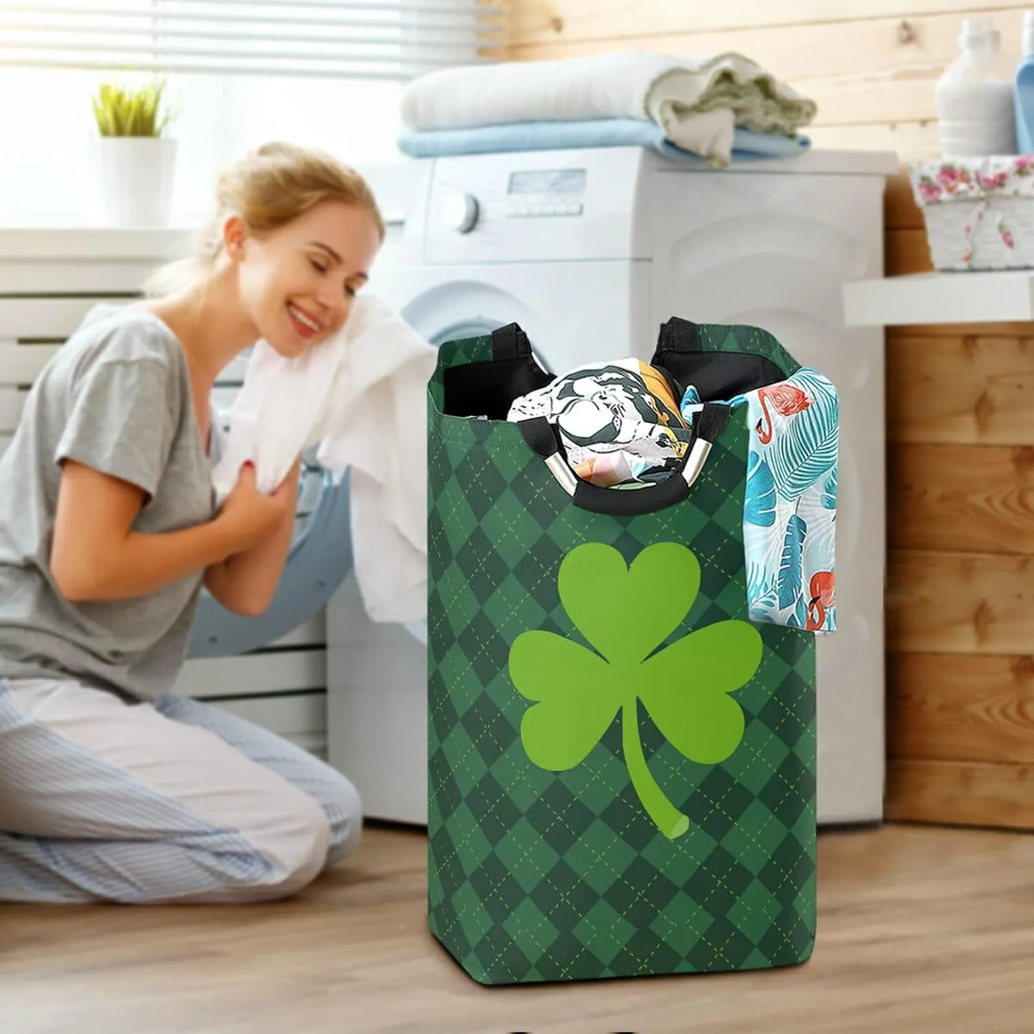 Oyihfvs St Patrick's Day Green Shamrock Clover Lucky on Checker Paid Laundry Hamper Basket Bucket, Foldable Dirty Clothes Bag, Waterproof Fabric Washing Bin, Toy Storage with Handles for Bathroom