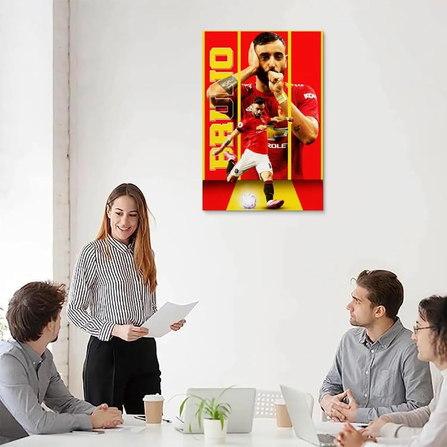 Poster of Soccer Player Bruno Fernandes Decorative Painting Canvas Wall Art Living Rooms Bedroom Painting 16x24inch(40x60cm)