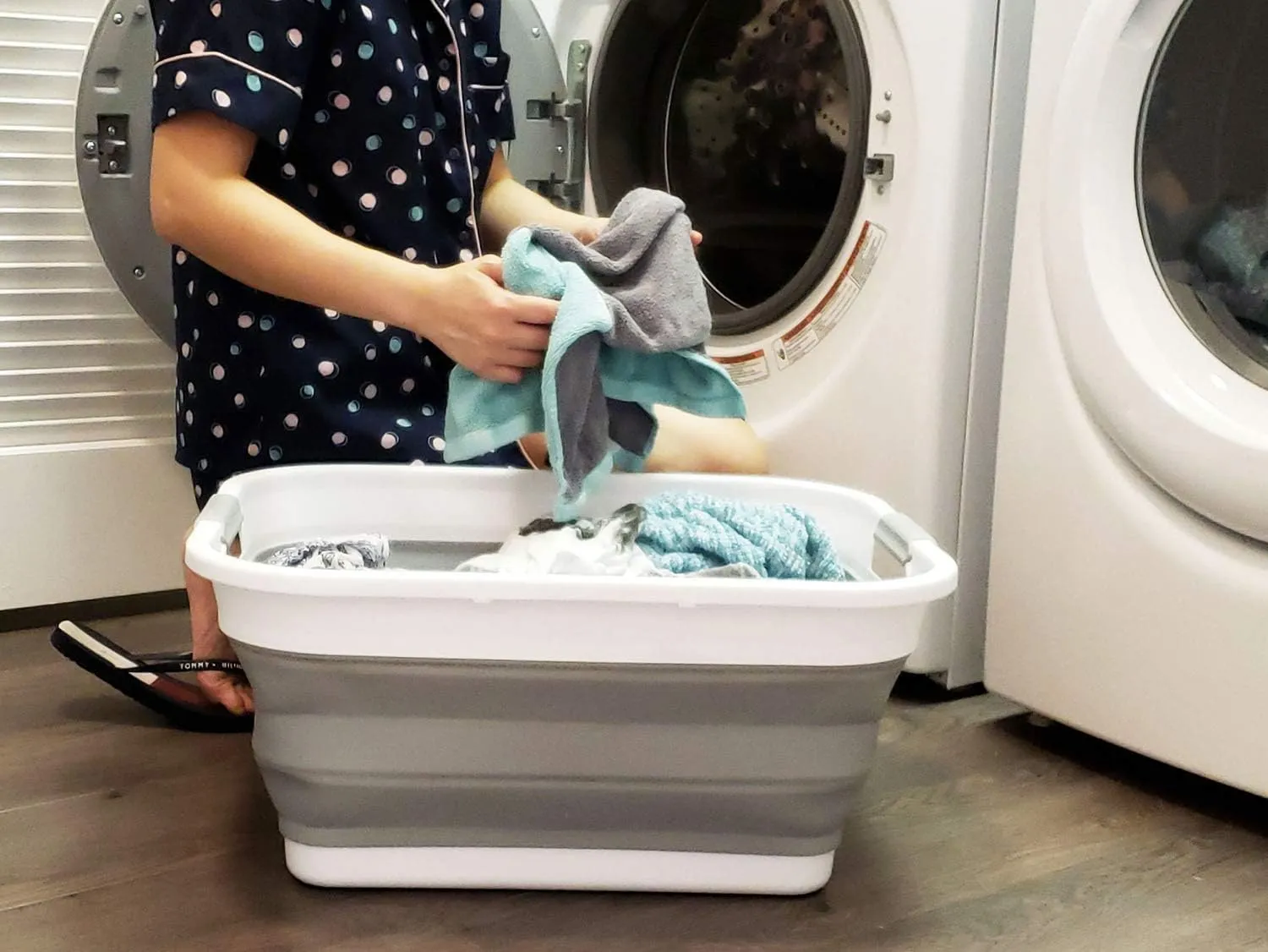 SAMMART Set of 2-41L(10.8 Gallon) Collapsible Plastic Laundry Basket-Pop Up Storage Container-Portable Washing Tub-Space Saving Hamper/Basket, Water Capacity:32L(8.4 Gallon) (2 Rectangular, Grey)
