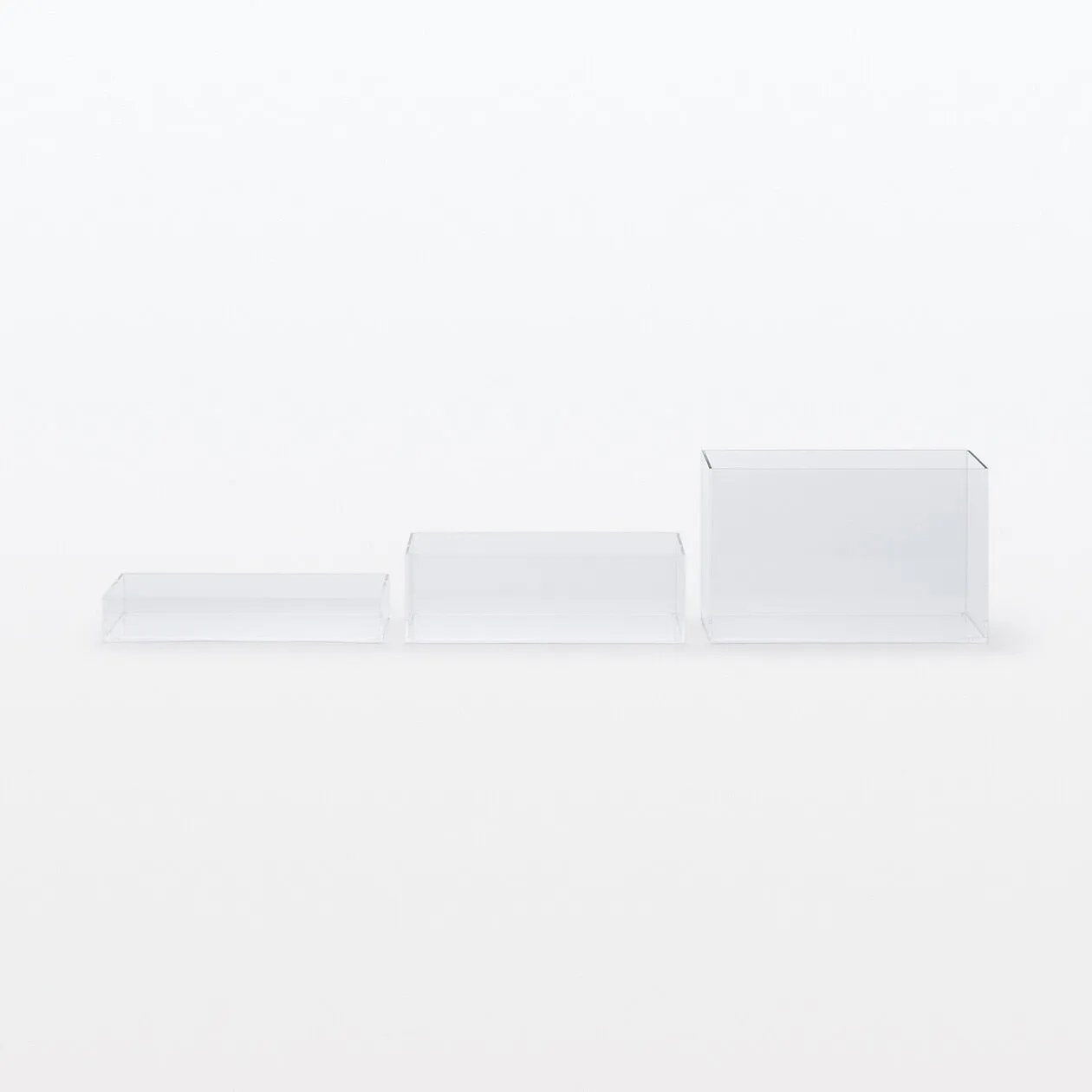 STACKABLE ACRYLIC BOX / L