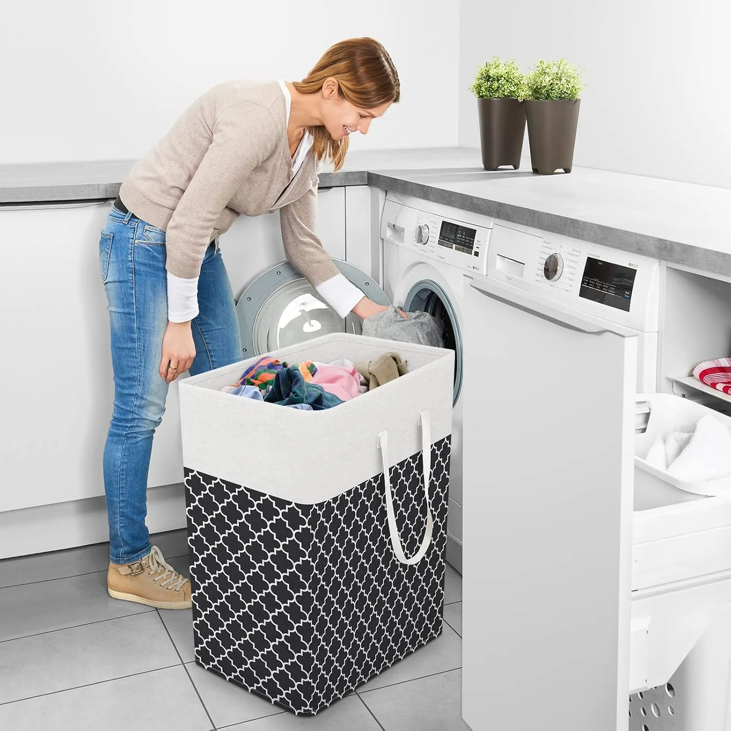 StorageRight Laundry Basket Hamper Large Collapsible Laundry Hamper with Easy Carry Handles，Freestanding Clothes Hampers for Laundry, Bedroom, Dorm, Clothes, Towels, 100L, Clover Black