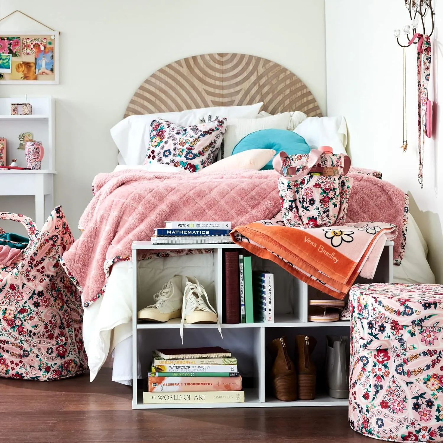 Vera Bradley Women's Decorative Throw Pillow With Removeable Hypoallergenic Insert, Navy Garden, One Size
