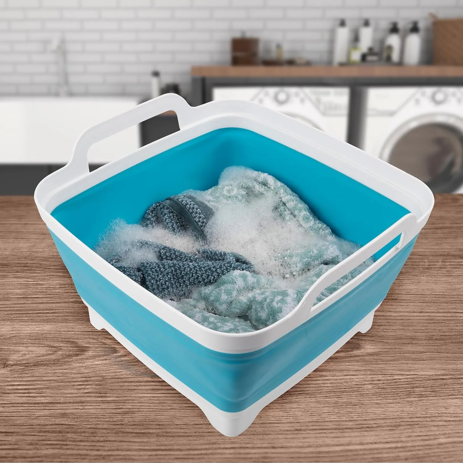 Wakeman Collapsible Wash Basin - 9L Portable Sink with Drain - Plastic Tub Dish Pan for Camping, Handwashing Laundry, or Dishes Outdoors (Blue)
