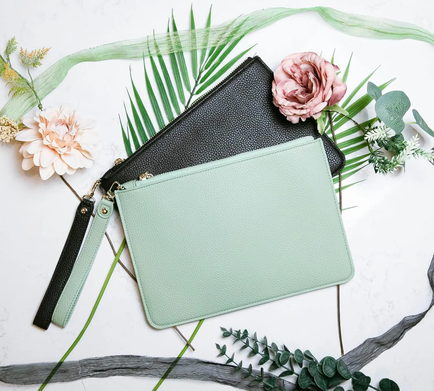 Women's Wristlet Handbag, Clutch Purse, Wristlet Wallet, Travel Organizer, Organizer Clutch, Wristlet Clutch