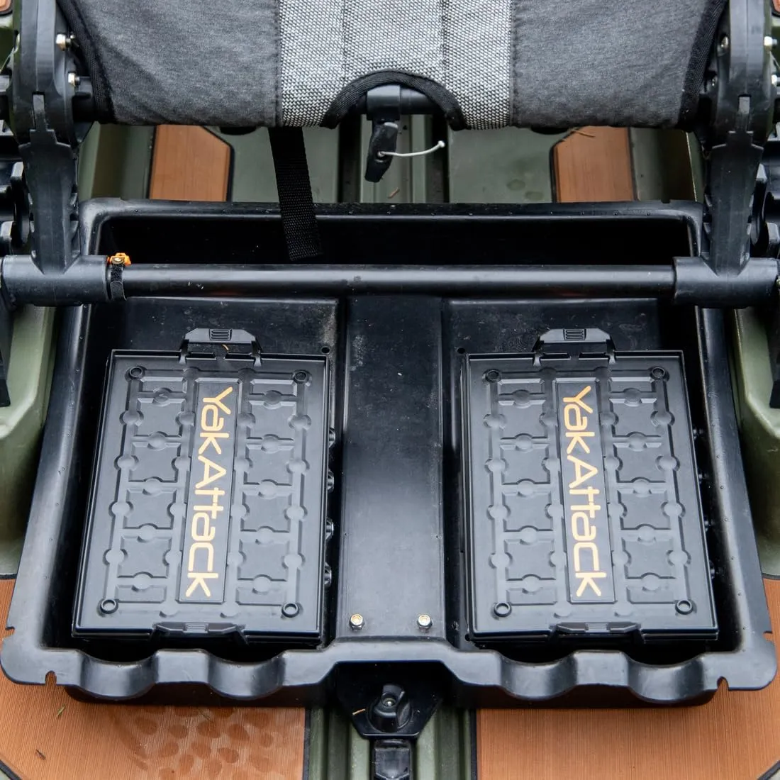 YakAttack TracPak Stackable Storage Box – Black | Kayak Fishing Gear Storage | Fits GearTrac & MightyMount | Kayak Accessories for Fishing Tackle & Tools | Compact 1 lb Weight