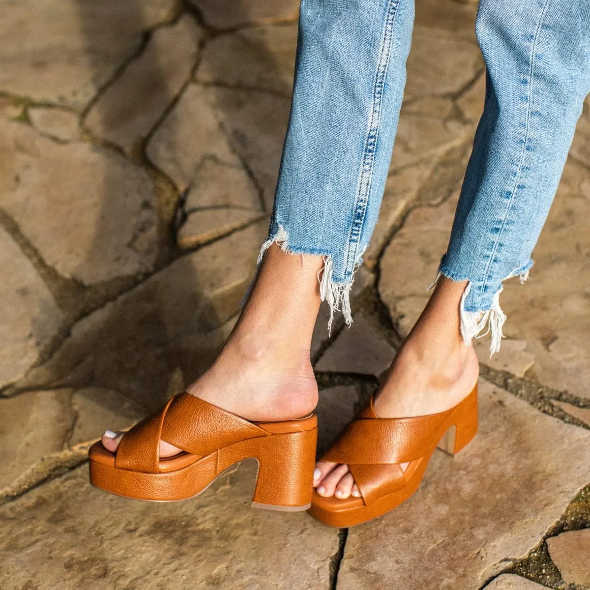 Yellow Box Women's Ovilia Platform Heel